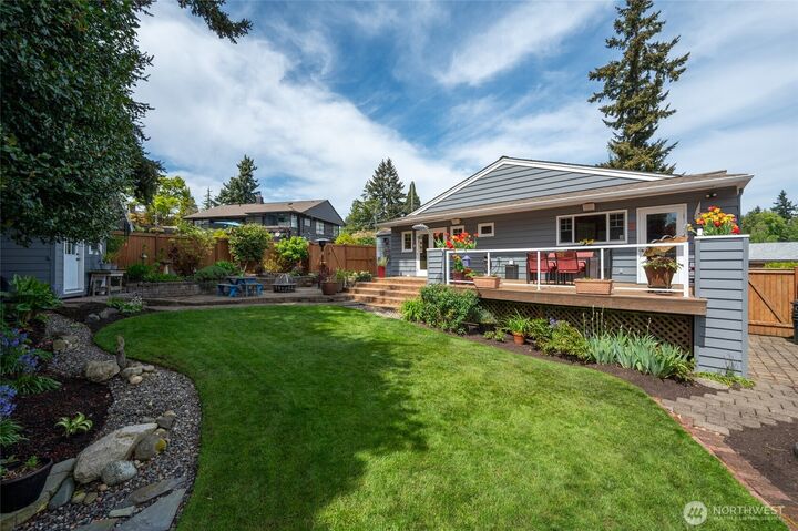 Property Photo:  4061 W Ruffner Street  WA 98199 