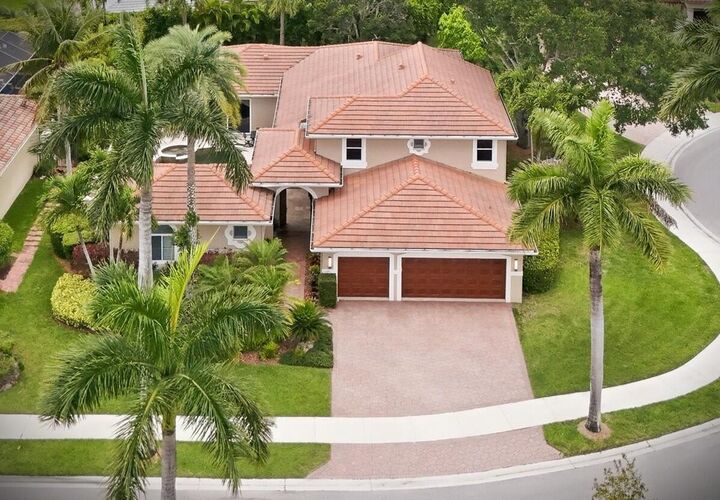Property Photo:  2483 Eagle Watch Court  FL 33327 