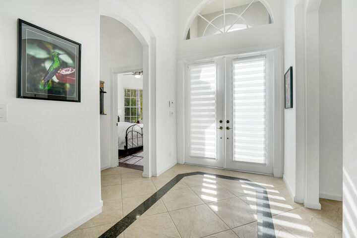 Property Photo: 10916 Northgreen Drive FL 33449