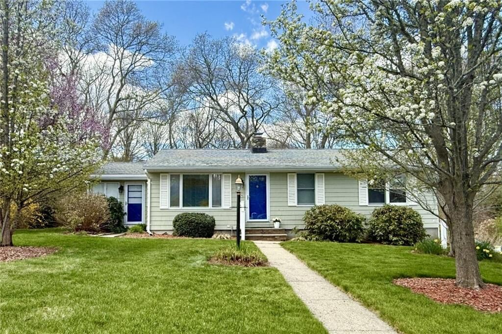 Property Photo:  5 Sunnyside Drive  RI 02891 