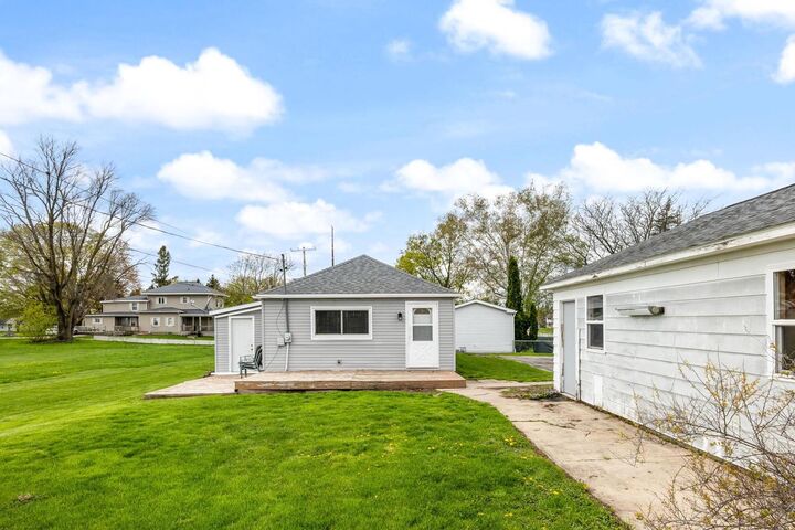 Property Photo:  W13172 State Road 23 Road  WI 54971 