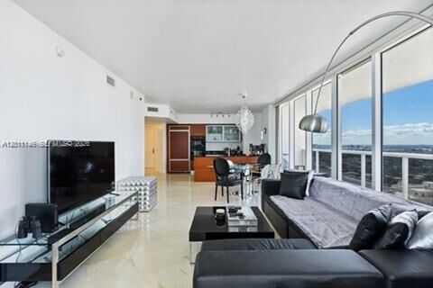 Property Photo:  1830 S Ocean Dr 3308  FL 33009 