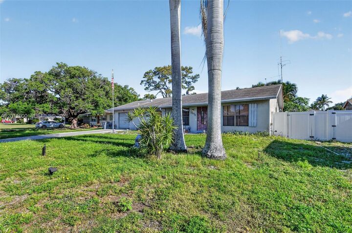 Property Photo:  3575 Marlow Ave  FL 33436 