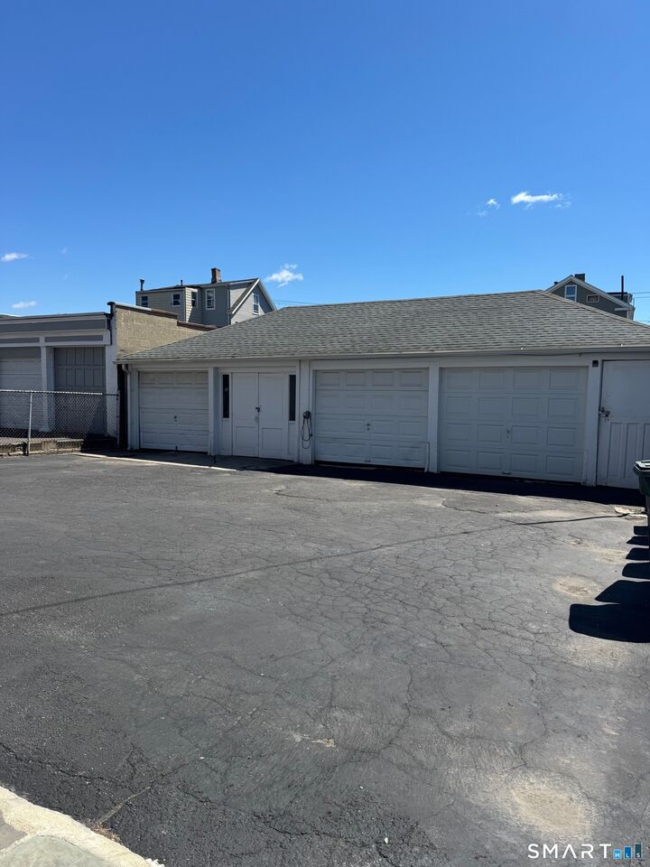 Property Photo:  885 Grand Street  CT 06604 