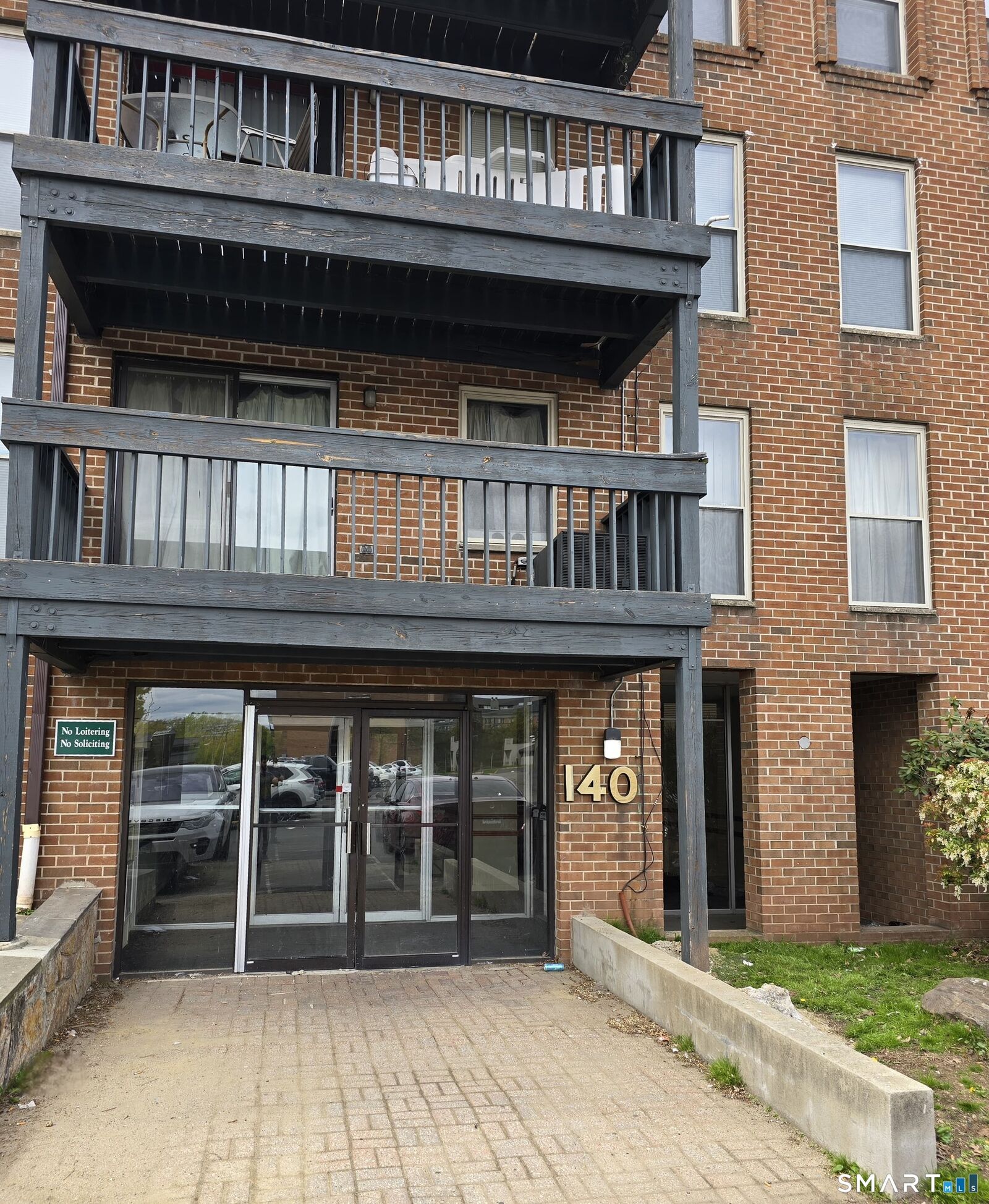Property Photo:  140 Kane Street B9  CT 06119 