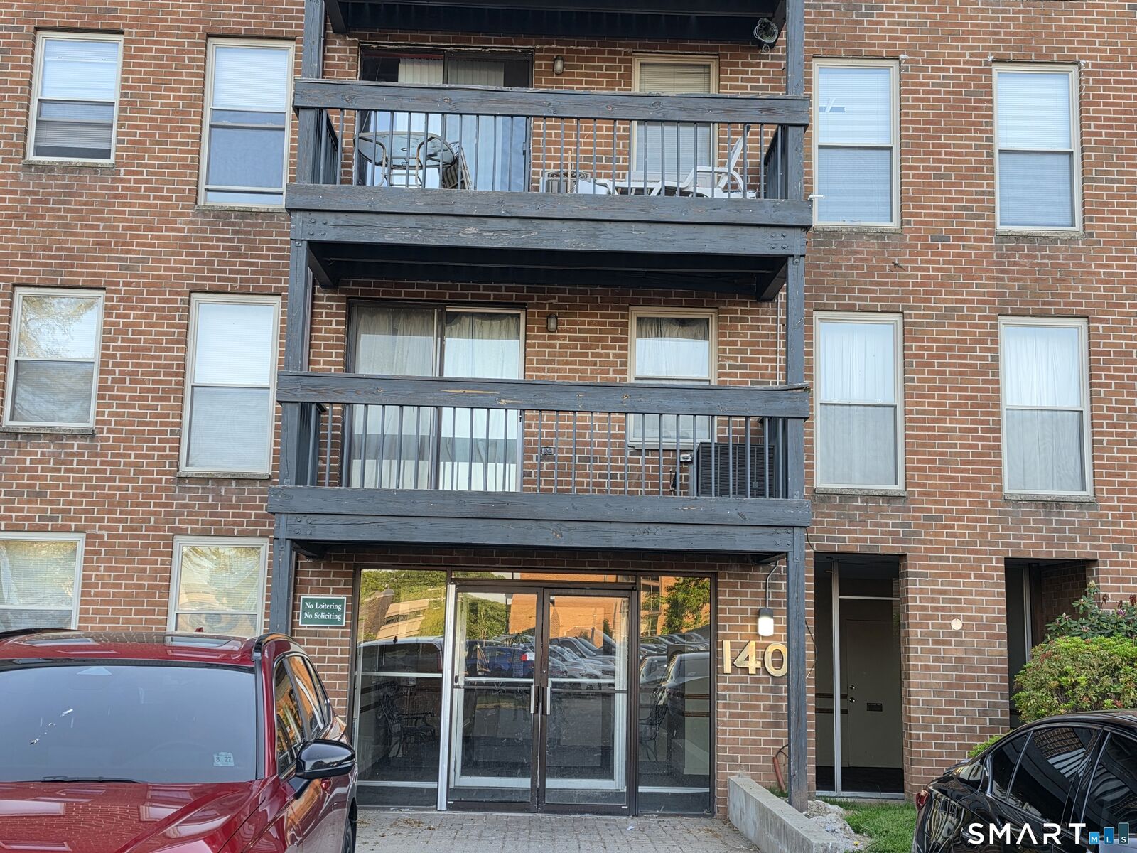 Property Photo:  140 Kane Street B9  CT 06119 