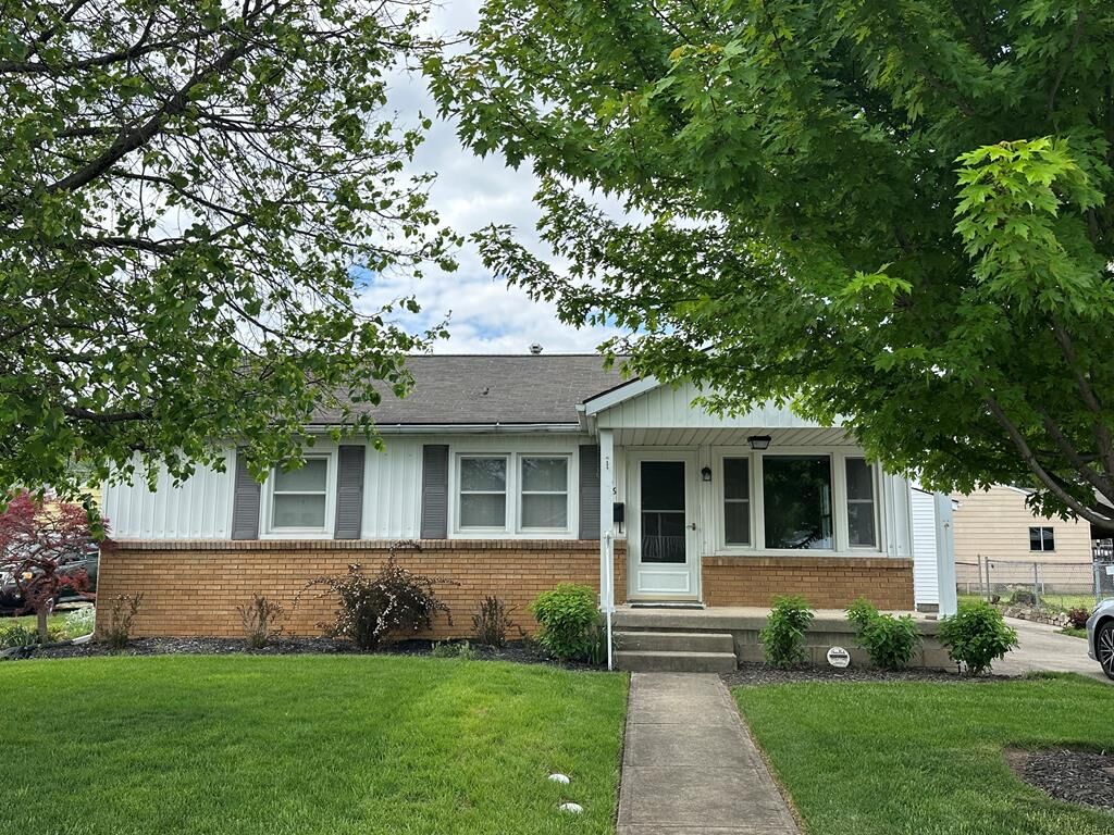 Property Photo:  826 Philclaire Rd  OH 45601 
