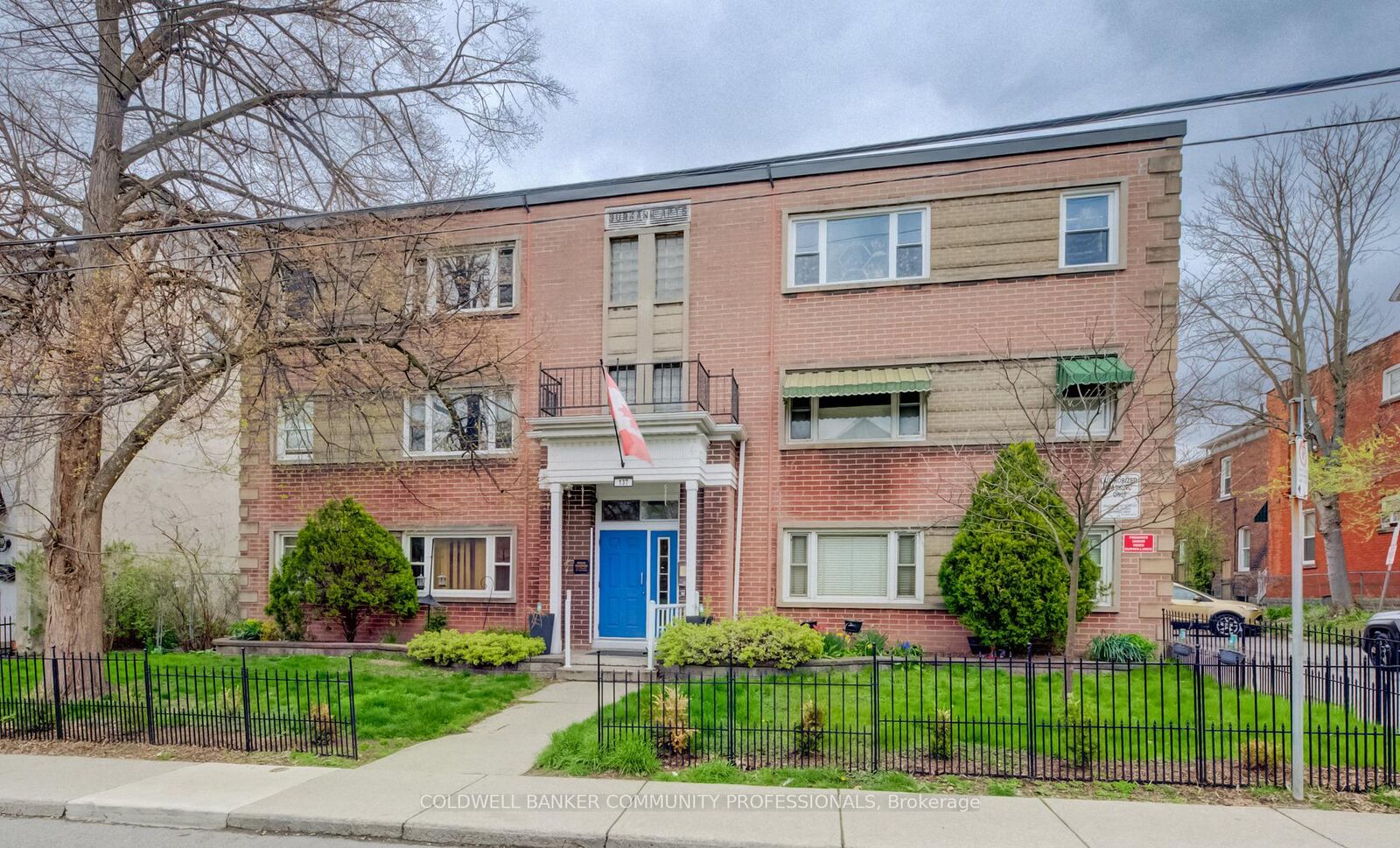 Property Photo: 137 Emerald Street S ON L8N 2V4