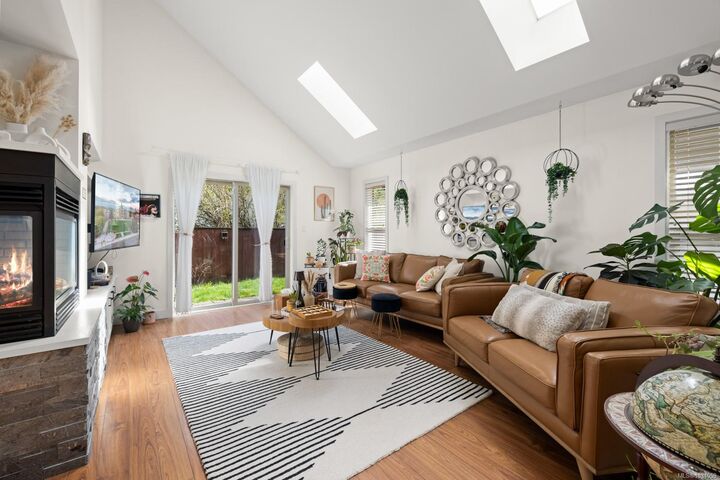 Property Photo:  3213 Ernhill Pl  BC V9C 0C6 