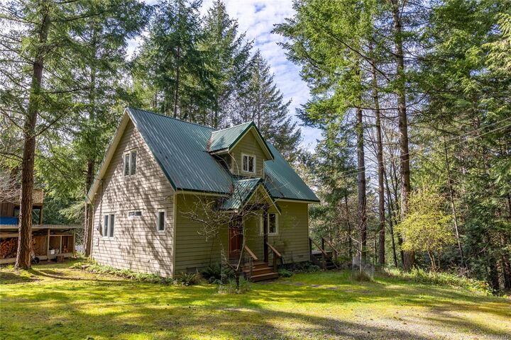 Property Photo: 113 Payne Rd BC V0N 2Y0