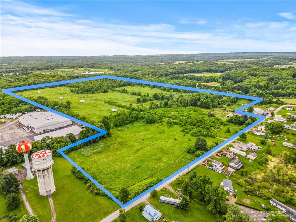 Property Photo:  318 Old Ash Rd  PA 16137 