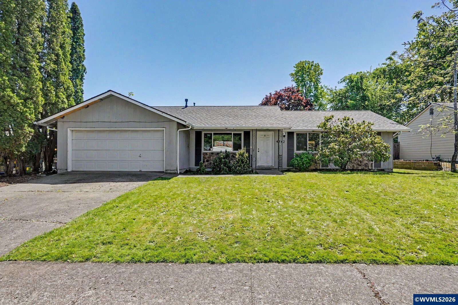 Property Photo:  4742 Oak Park Dr NE  OR 97305 