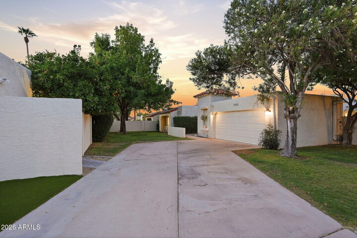 Property Photo:  7352 E Valley Vista Drive  AZ 85250 