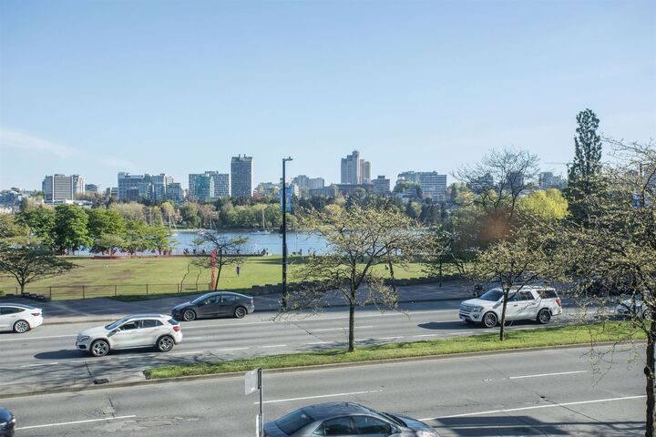 Property Photo:  388 Drake Street 203  BC V6B 6A8 