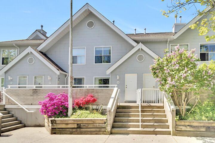Property Photo:  13713 72A Avenue 20  BC V3W 1K2 