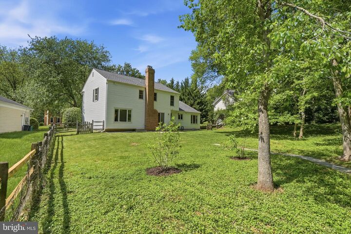 Property Photo:  2213 Aventurine Way  MD 20904 