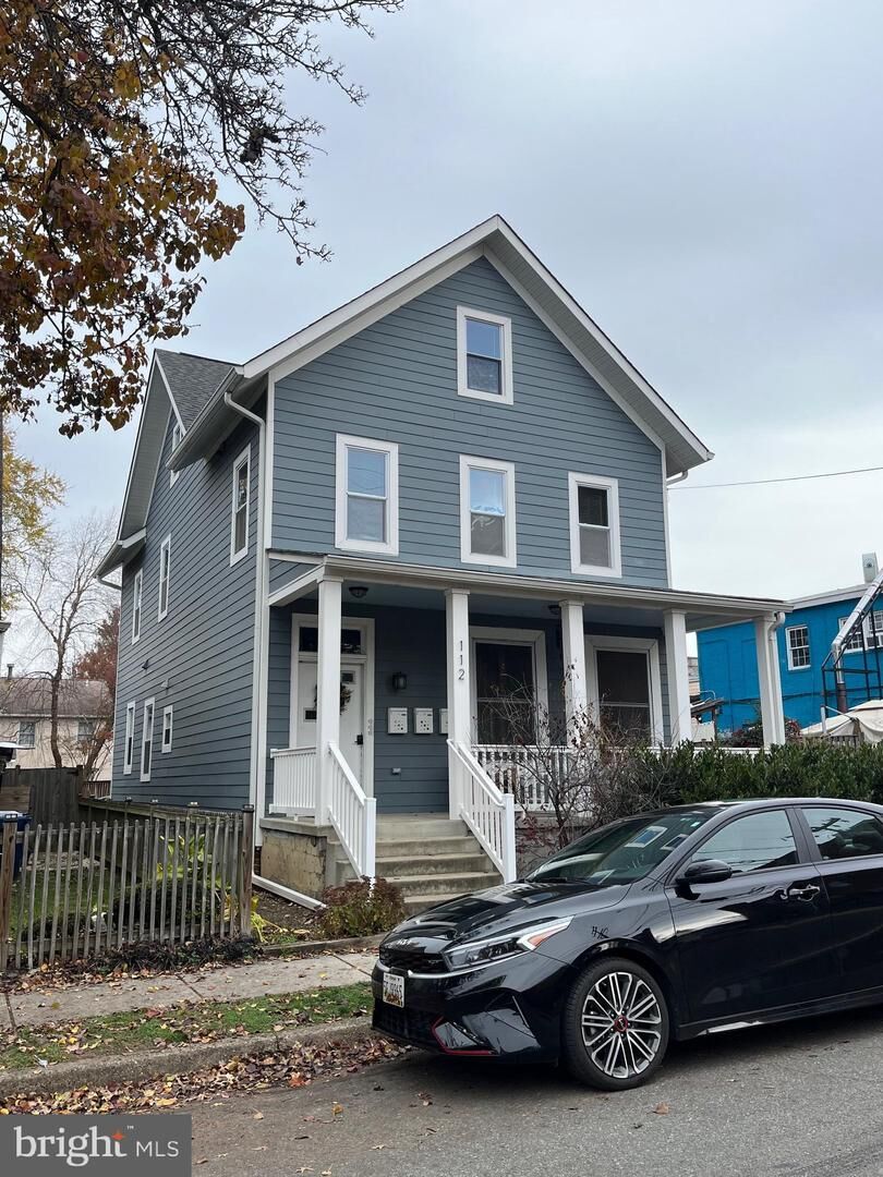 Property Photo:  112 E Howell Avenue 3  VA 22301 