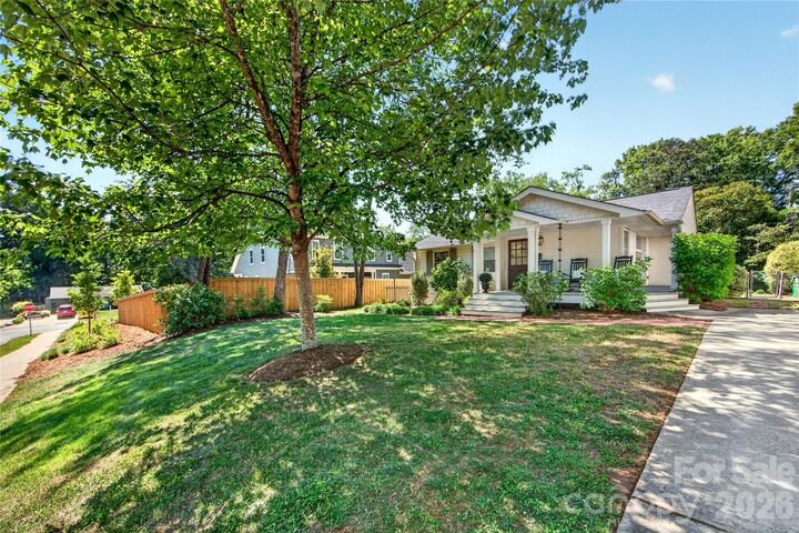Property Photo:  536 Inwood Drive  NC 28209 