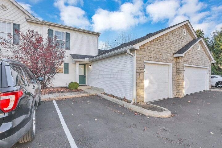Property Photo:  6820 Axtel Drive  OH 43110 