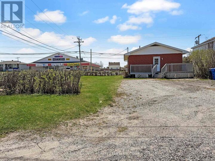 Property Photo: 116 Brunetville Road ON P5N 2G4