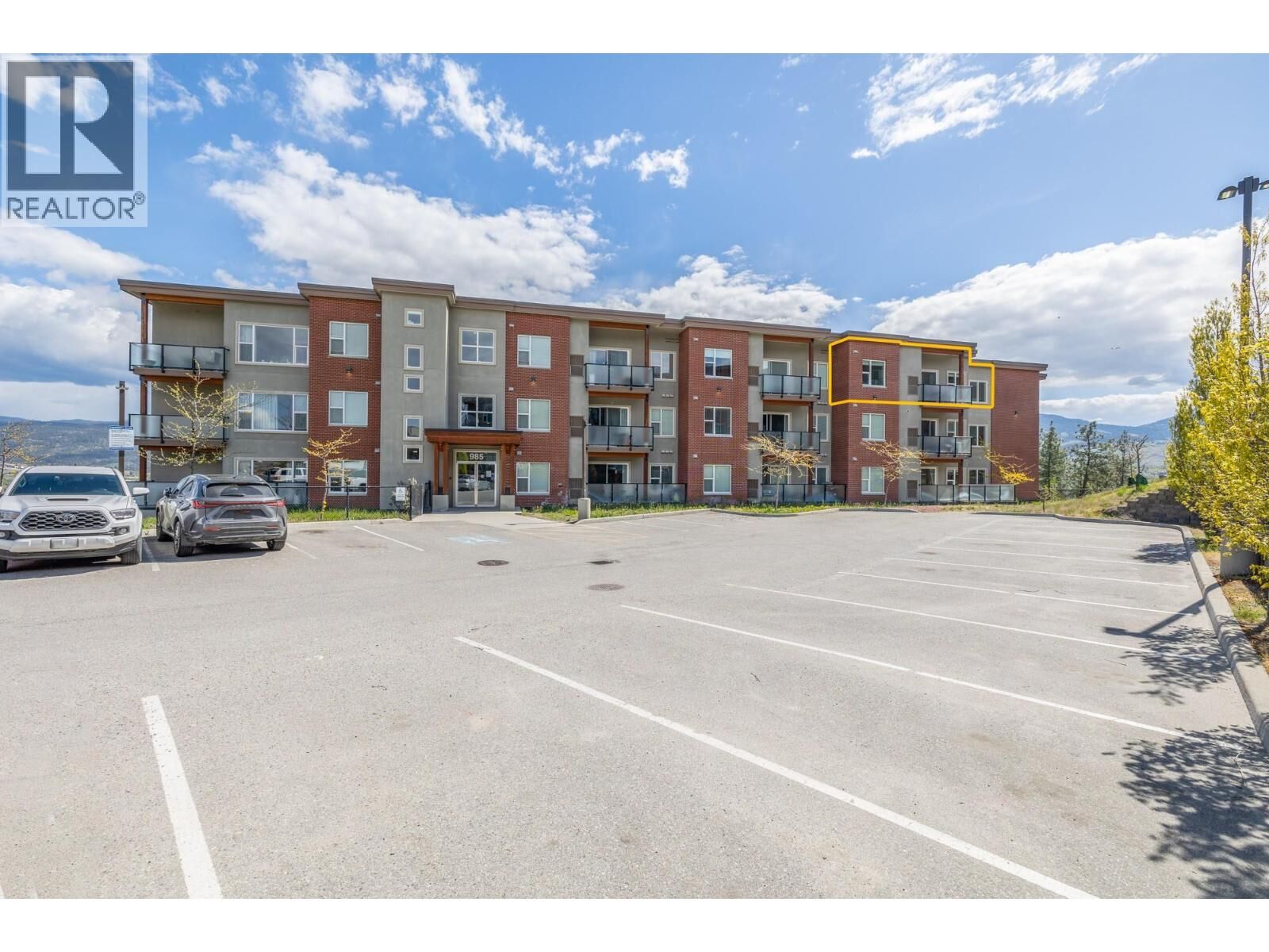 Property Photo: 985 Academy Way 308 BC V1V 3C8