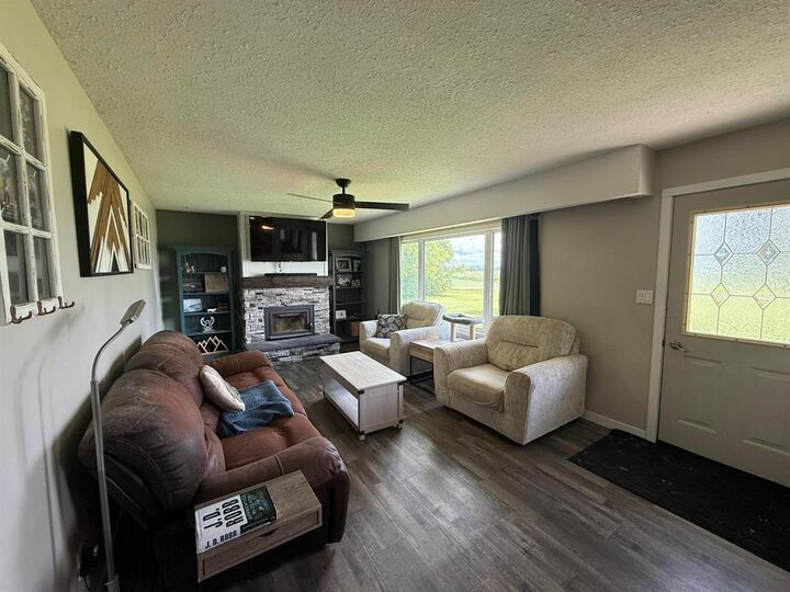 Property Photo:  99084 10N Road  MB R0K 1G0 