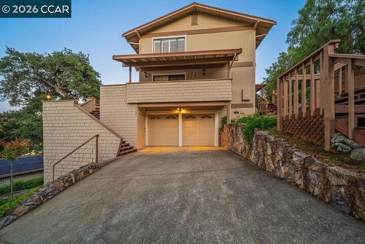 Property Photo:  5787 Lewis Way  CA 94521 