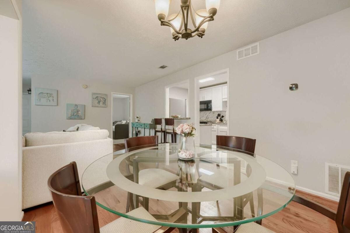 Property Photo:  3903 Woodridge Way  GA 30084 