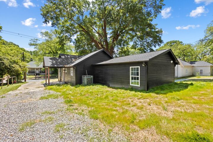 Property Photo: 409 Calhoun Avenue GA 30161
