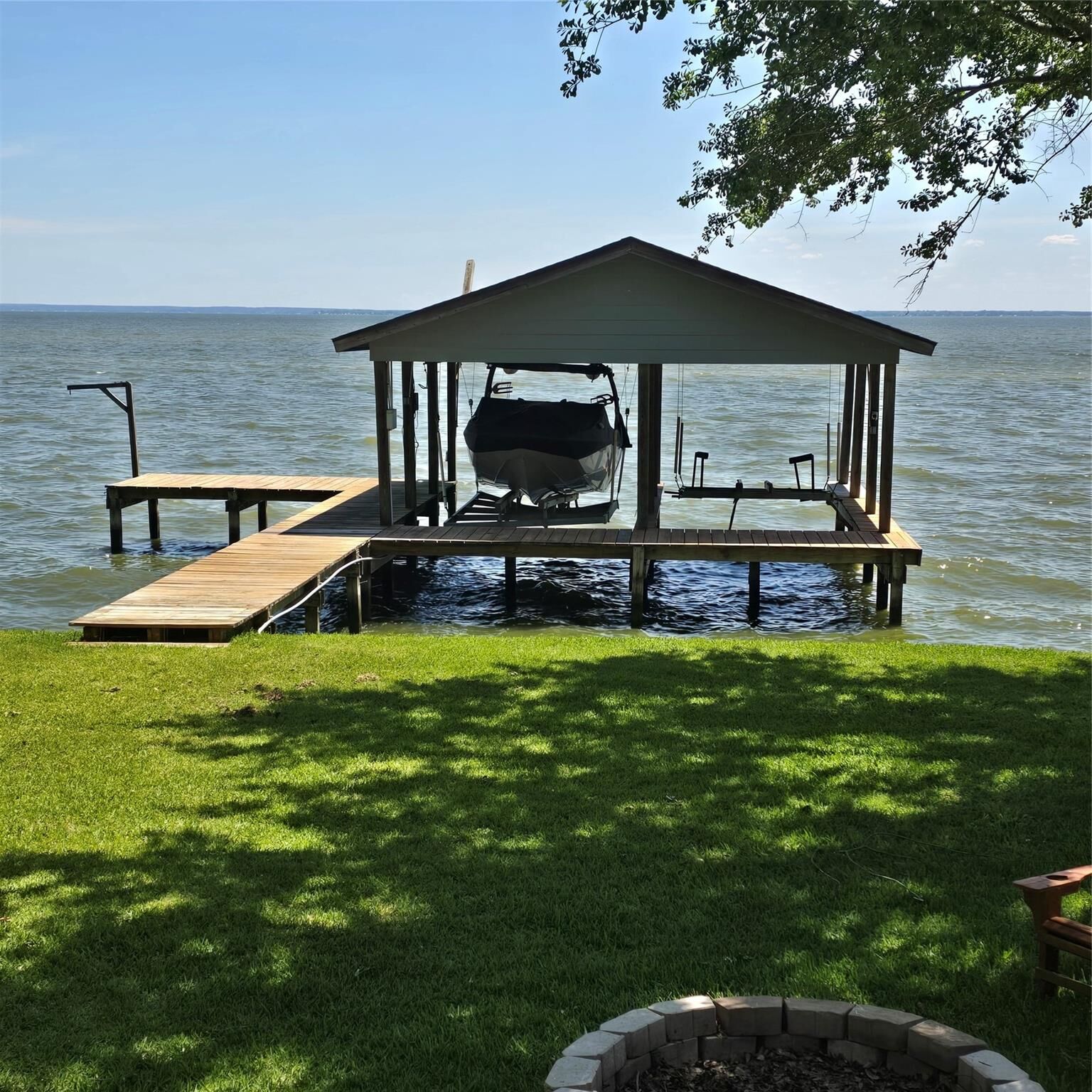 Property Photo:  275 Sam Houston Loop  TX 77364 