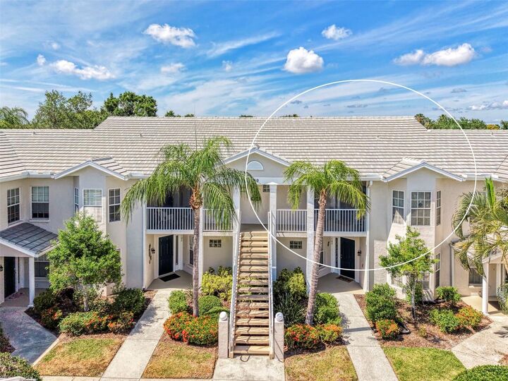 Property Photo:  900 Addington Court 203  FL 34293 
