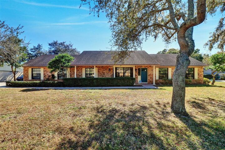Property Photo:  4318 Woodtree Lane  FL 32835 
