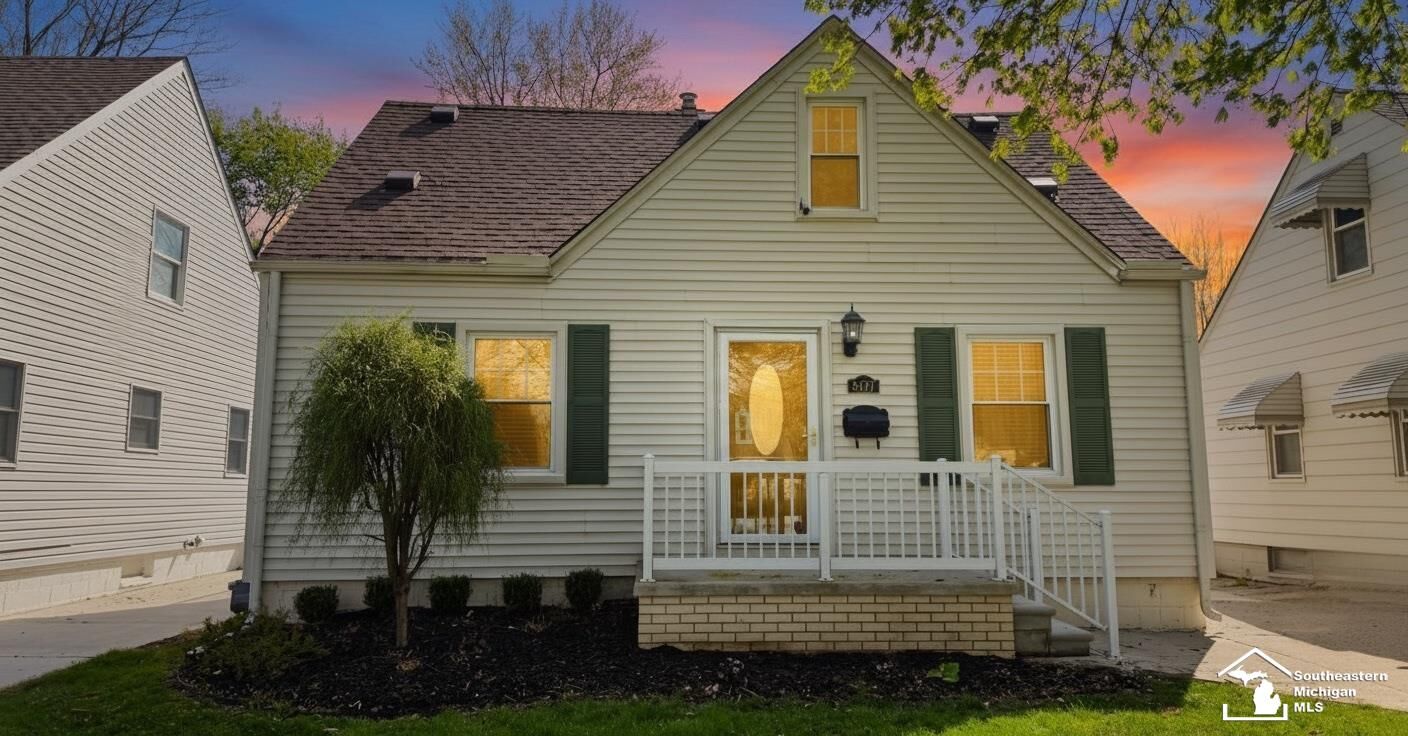 Property Photo:  3457 Woodside Drive  MI 48124 