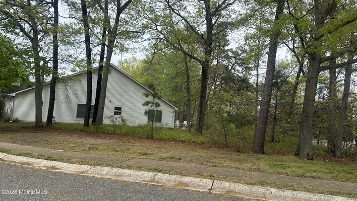 Property Photo:  1905 Kwansan Court  NJ 08755 