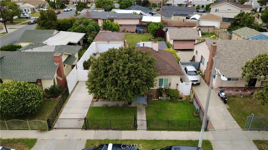 Property Photo:  3999 Platt  CA 90262 