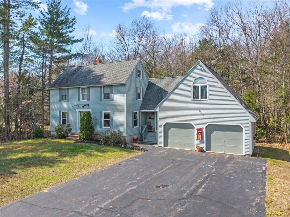 Property Photo:  15 Wildwood Drive  ME 04083 
