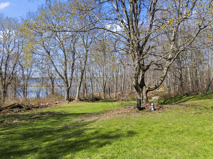 Property Photo:  194 Oak Hill Road  ME 04210 