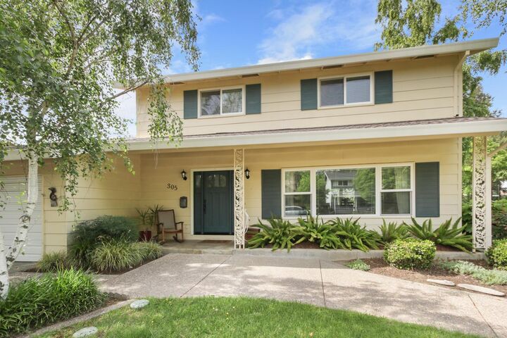 Property Photo:  305 Cabrillo Avenue  CA 95616 