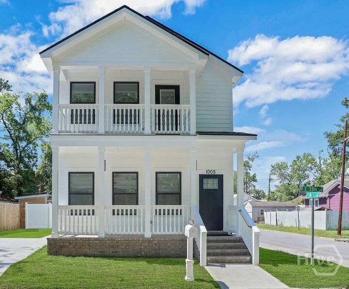 Property Photo:  1005 E 35th Street  GA 31401 
