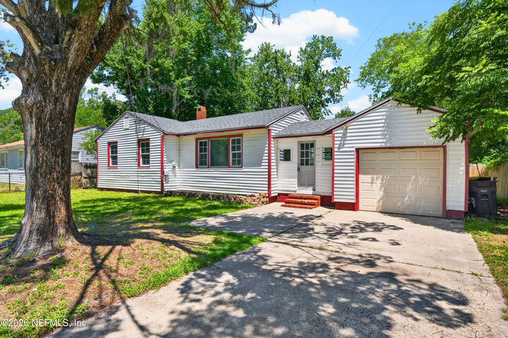 Property Photo: 3519 Bougainvillea Street FL 32254
