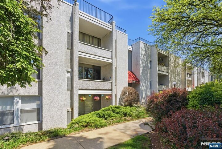 Property Photo:  462 D River Road  NJ 07110 
