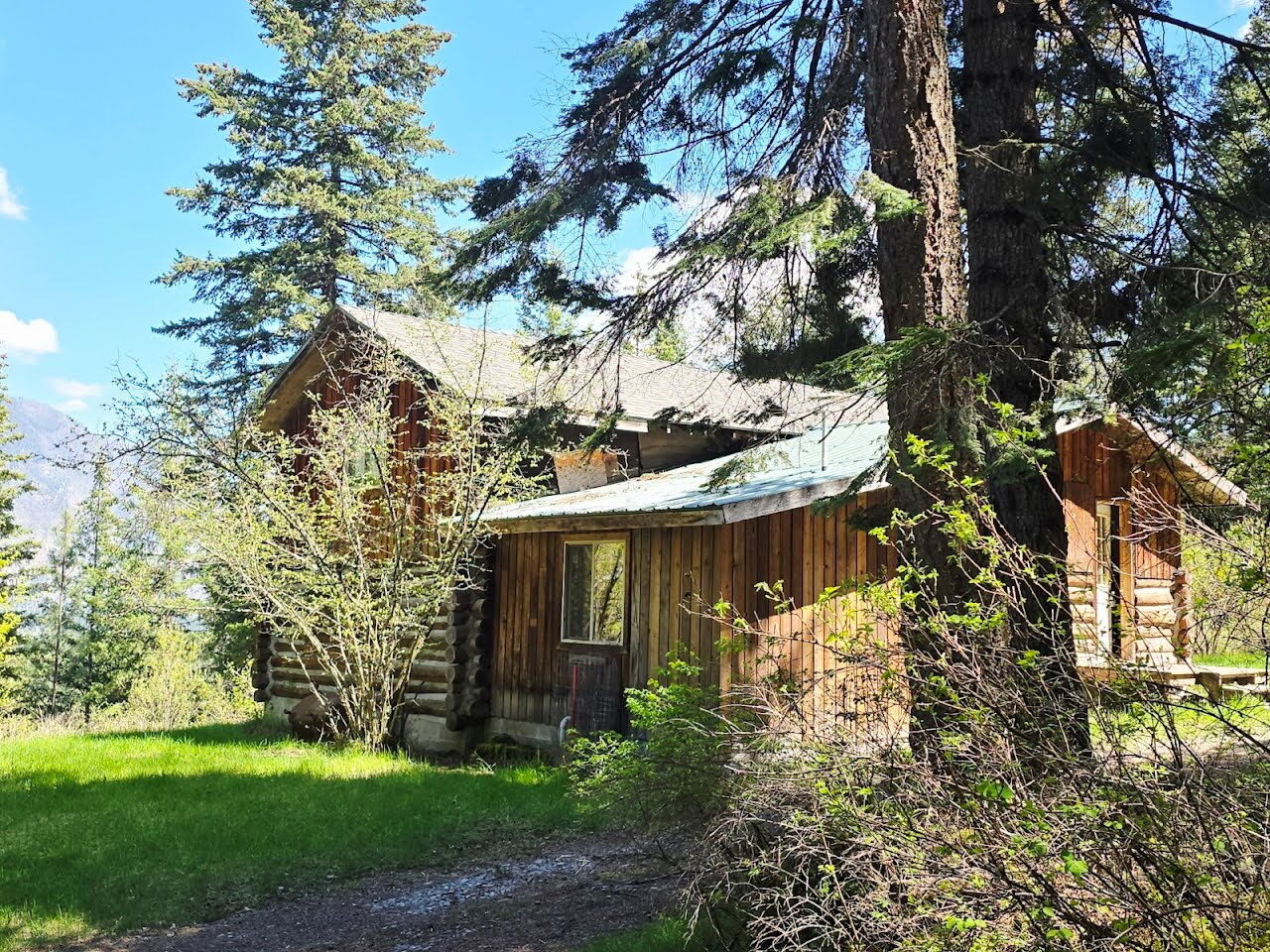 Property Photo:  93 Wapiti Point Road  MT 59873 