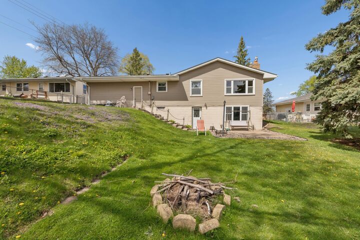 Property Photo:  7925 29th Avenue N  MN 55427 