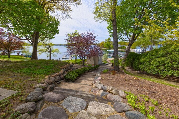 Property Photo:  21150 Excelsior Boulevard  MN 55331 