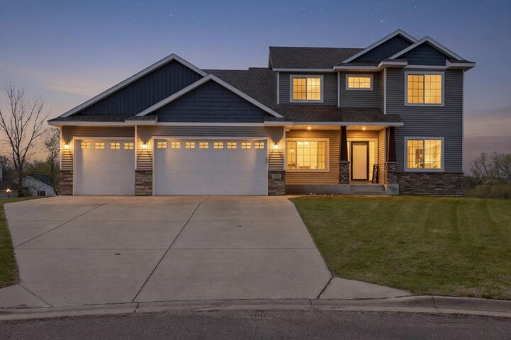 Property Photo: 2312 Wyoming Court MN 56377