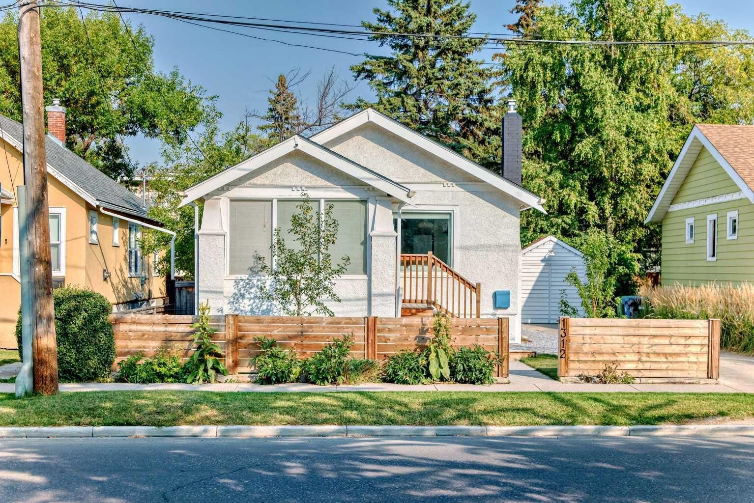 Photo de la propriété: 1312 4 Street NW AB T2N 2A4