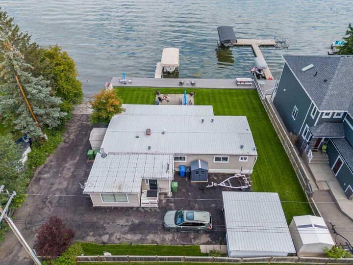 Property Photo: 828 West Chestermere AB T1X 1B6