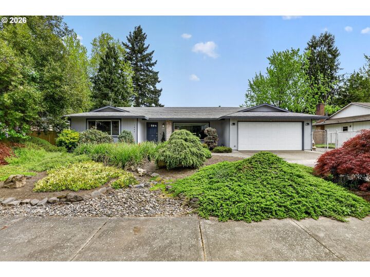 Property Photo: 1800 NE 159th Ave OR 97230