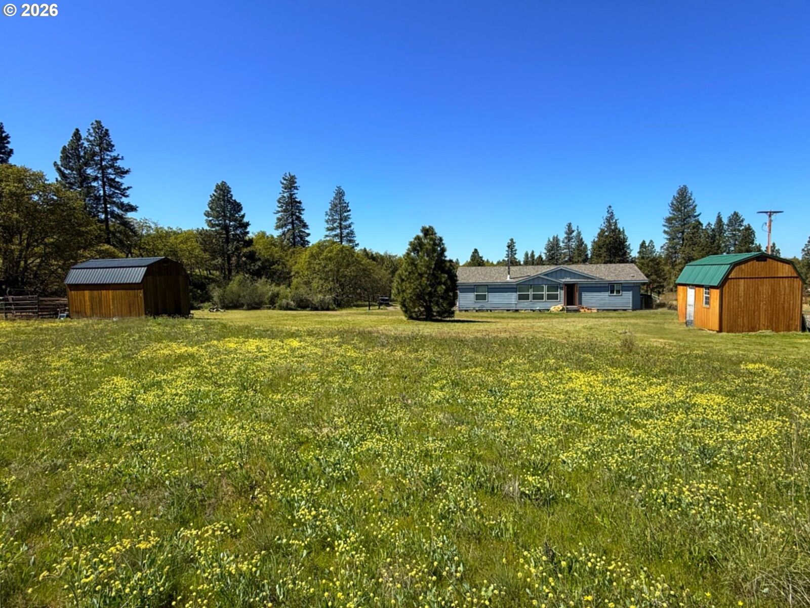 Property Photo:  706 Centerville Hwy  WA 98635 
