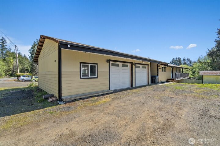 Property Photo:  2200 SE Cole Road  WA 98584 